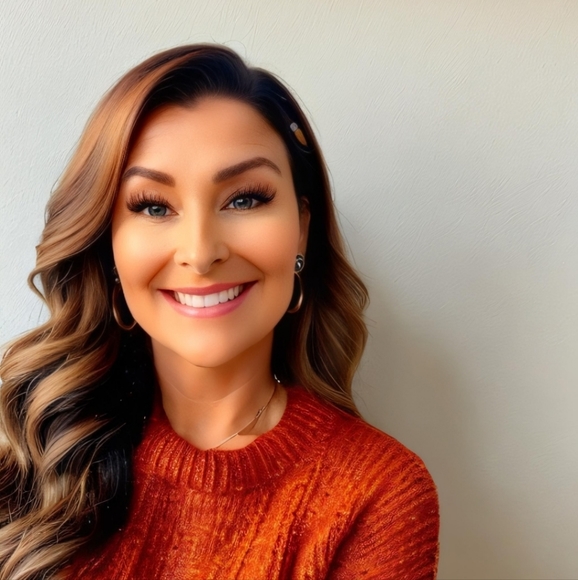 Meet your Posher, Amber - Picture 1 of 1